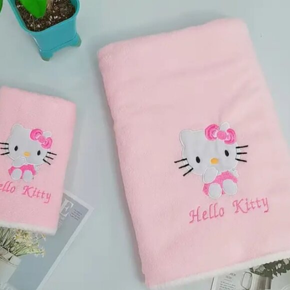 Hello Kitty Bath Towel Plush Set 3 Piece Pink NWT - Picture 4 of 5